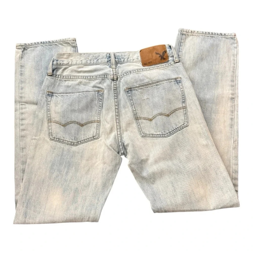 American Eagle Light Blue Jeans - Picture 3 of 8